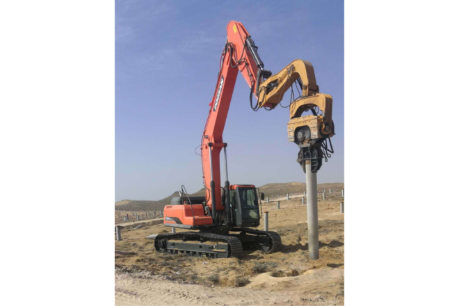 Excavator Mounted Vibratory Hammer - Image 5