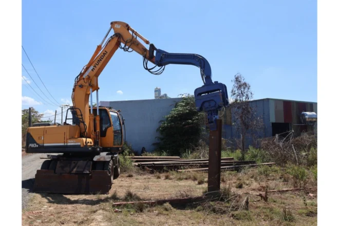 Excavator Mounted Vibratory Hammer - Image 4